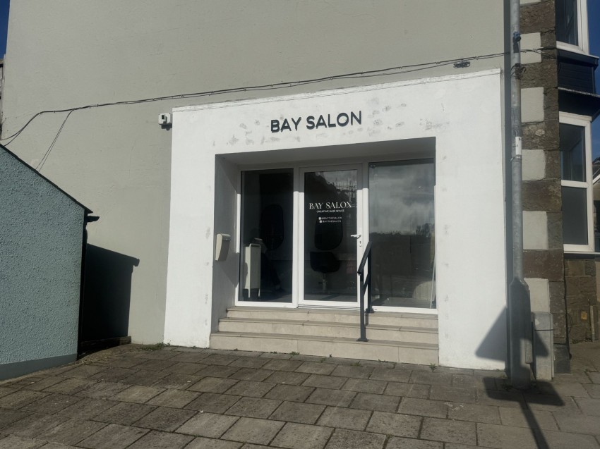 Images for West Street, Fishguard, SA65 EAID:2884406164 BID:6e036efe-2661-428f-b5bf-a0a4ec799e22