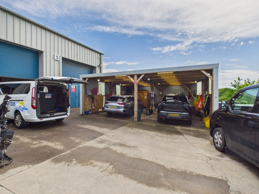 Images for Priory Park, Thornton Industrial Estate, SA73 EAID:2884406164 BID:6e036efe-2661-428f-b5bf-a0a4ec799e22
