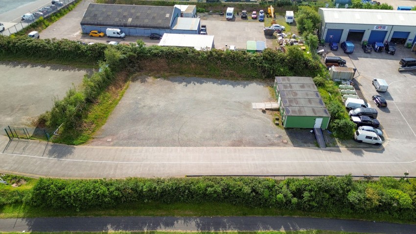 Images for Priory Park, Thornton Industrial Estate, SA73 EAID:2884406164 BID:6e036efe-2661-428f-b5bf-a0a4ec799e22