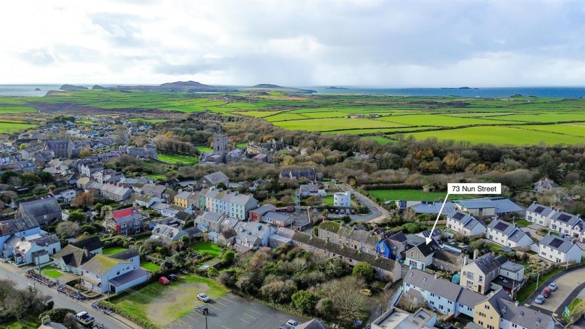 Images for Nun Street, St. Davids, SA62 EAID:2884406164 BID:6e036efe-2661-428f-b5bf-a0a4ec799e22