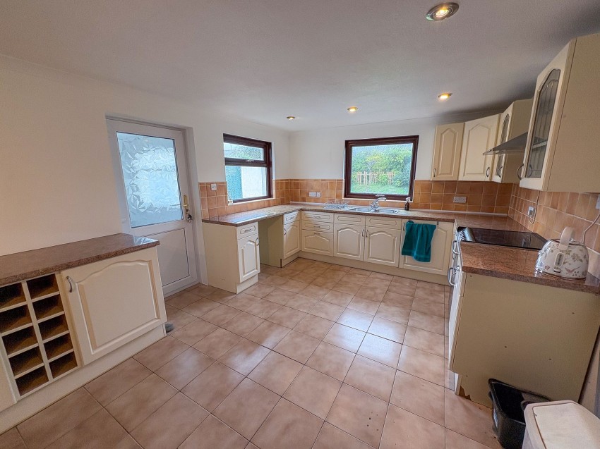 Images for Houghton, Milford Haven, SA73 EAID:2884406164 BID:6e036efe-2661-428f-b5bf-a0a4ec799e22