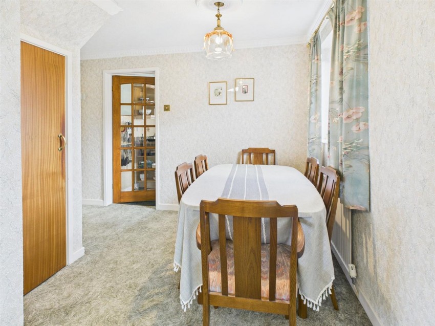 Images for Clover Park, Haverfordwest, SA61 EAID:2884406164 BID:6e036efe-2661-428f-b5bf-a0a4ec799e22