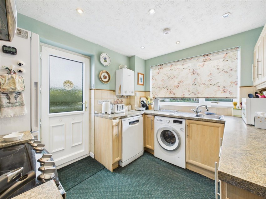 Images for Clover Park, Haverfordwest, SA61 EAID:2884406164 BID:6e036efe-2661-428f-b5bf-a0a4ec799e22