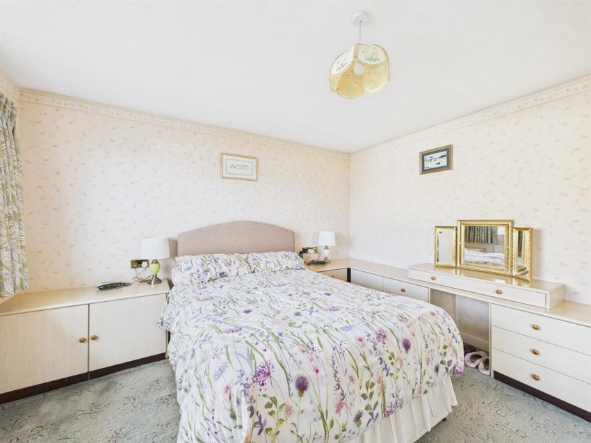 Images for Clover Park, Haverfordwest, SA61 EAID:2884406164 BID:6e036efe-2661-428f-b5bf-a0a4ec799e22