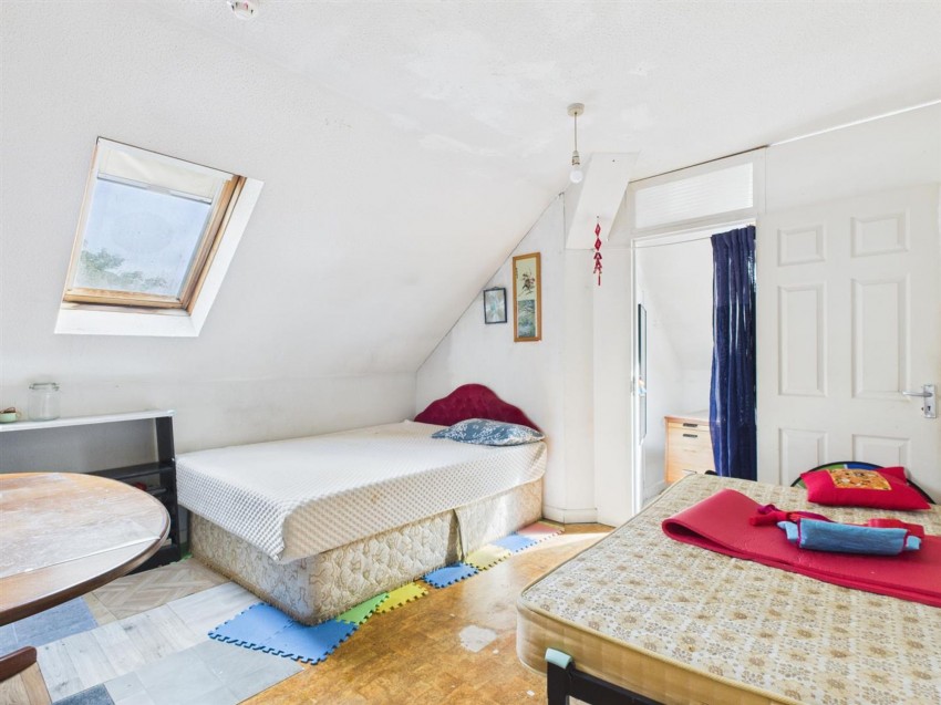 Images for Swan Square, Riverside Market Swan Square, SA61 EAID:2884406164 BID:6e036efe-2661-428f-b5bf-a0a4ec799e22