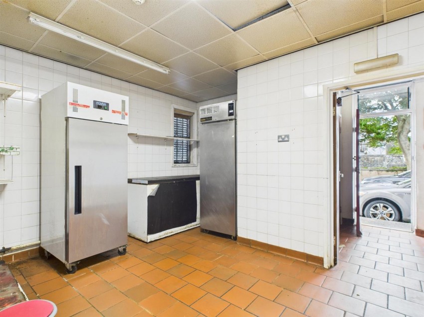 Images for Swan Square, Riverside Market Swan Square, SA61 EAID:2884406164 BID:6e036efe-2661-428f-b5bf-a0a4ec799e22