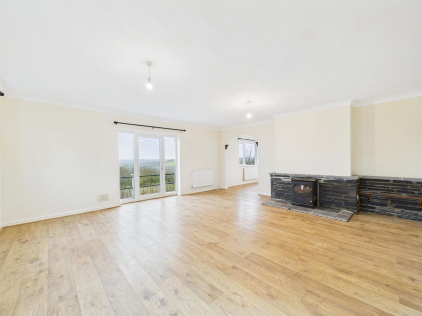 Images for Llawhaden, Narberth, SA67 EAID:2884406164 BID:6e036efe-2661-428f-b5bf-a0a4ec799e22