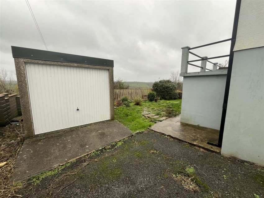 Images for Llawhaden, Narberth, SA67 EAID:2884406164 BID:6e036efe-2661-428f-b5bf-a0a4ec799e22