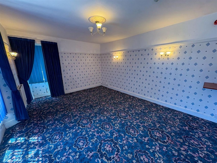 Images for Picton Place, Haverfordwest, SA61 EAID:2884406164 BID:6e036efe-2661-428f-b5bf-a0a4ec799e22
