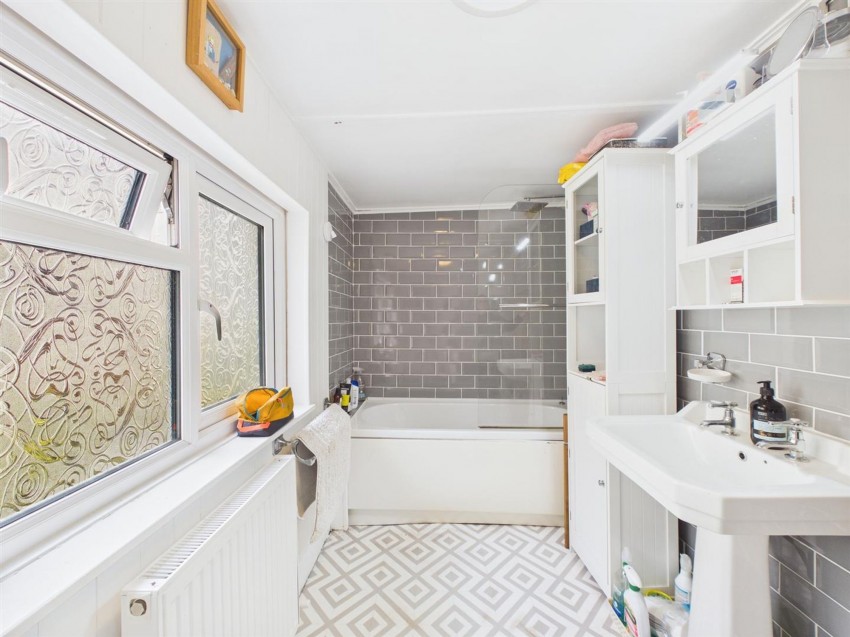 Images for Lower Thornton, Milford Haven, SA73 EAID:2884406164 BID:6e036efe-2661-428f-b5bf-a0a4ec799e22