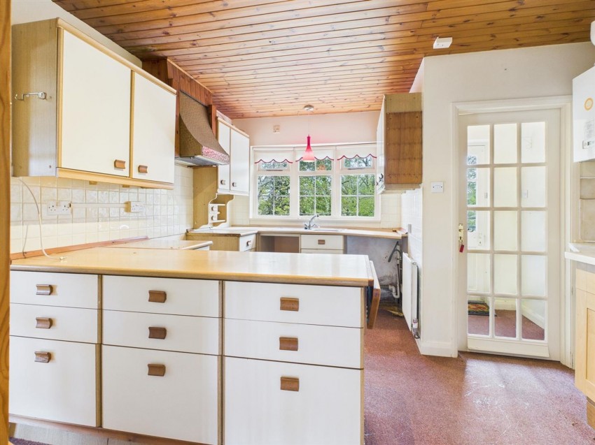 Images for Priory Lodge Close, Milford Haven, SA73 EAID:2884406164 BID:6e036efe-2661-428f-b5bf-a0a4ec799e22