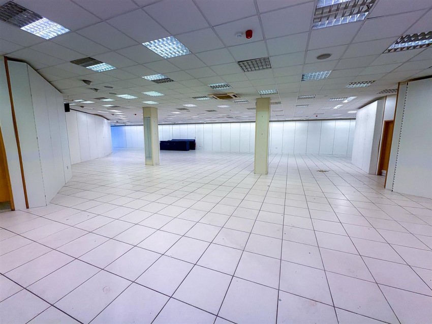 Images for High Street, Fishguard, SA65 EAID:2884406164 BID:6e036efe-2661-428f-b5bf-a0a4ec799e22