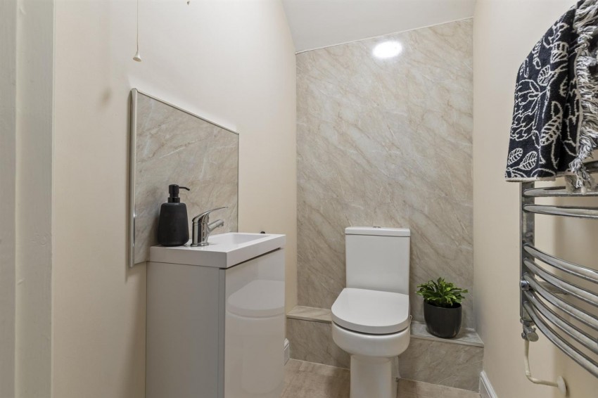 Images for Boot & Shoe Close, Crundale, SA62 EAID:2884406164 BID:6e036efe-2661-428f-b5bf-a0a4ec799e22