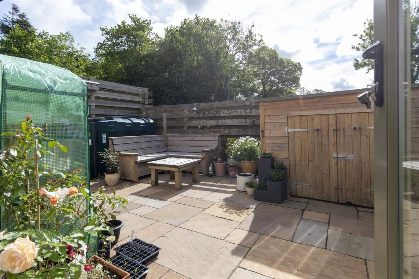 Images for Boot & Shoe Close, Crundale, SA62 EAID:2884406164 BID:6e036efe-2661-428f-b5bf-a0a4ec799e22