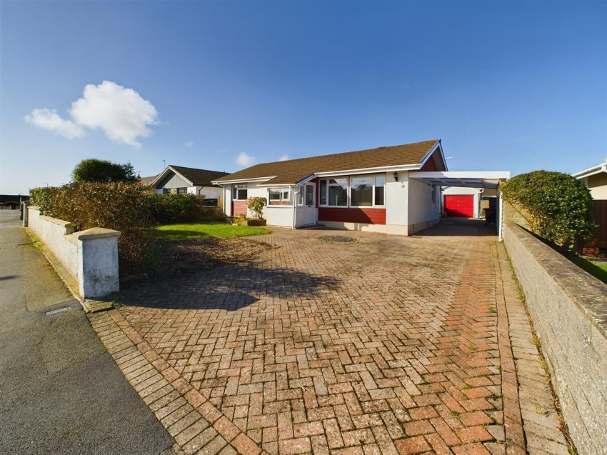Images for Westhill Avenue, Milford Haven, SA73 EAID:2884406164 BID:6e036efe-2661-428f-b5bf-a0a4ec799e22