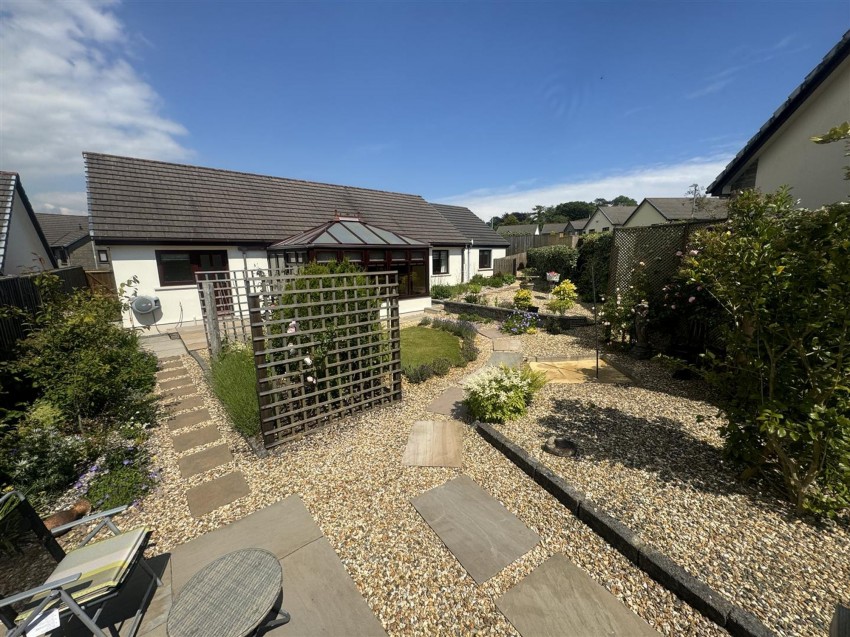 Images for Kilvelgy Park, Kilgetty, SA68 EAID:2884406164 BID:6e036efe-2661-428f-b5bf-a0a4ec799e22