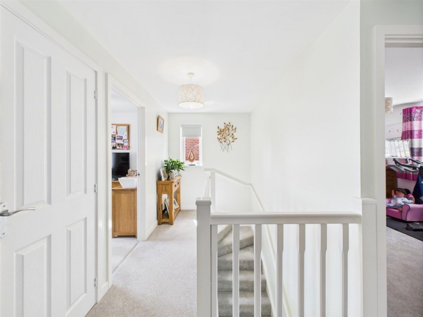 Images for Tasker Way, Haverfordwest, SA61 EAID:2884406164 BID:6e036efe-2661-428f-b5bf-a0a4ec799e22