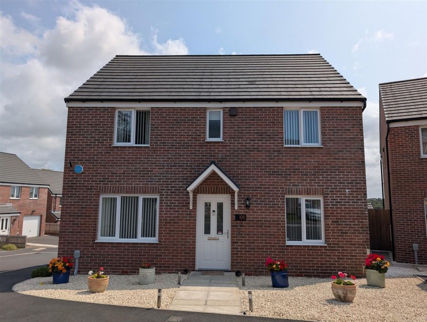 Images for Tasker Way, Haverfordwest, SA61 EAID:2884406164 BID:6e036efe-2661-428f-b5bf-a0a4ec799e22