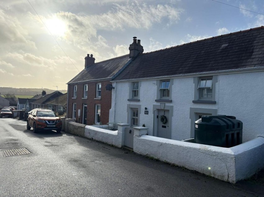 Images for Main Street, Llangwm, SA62 EAID:2884406164 BID:6e036efe-2661-428f-b5bf-a0a4ec799e22