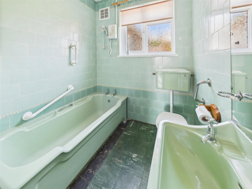 Images for Pointfields Crescent, Hakin, SA73 EAID:2884406164 BID:6e036efe-2661-428f-b5bf-a0a4ec799e22