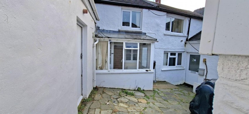 Images for Market Square, Narberth, SA67 EAID:2884406164 BID:6e036efe-2661-428f-b5bf-a0a4ec799e22