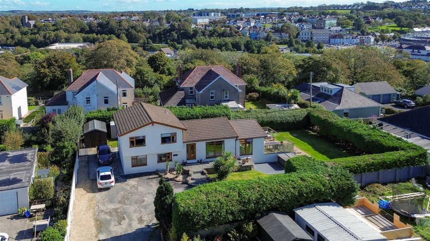 Images for Slade Lane, Haverfordwest, SA61 EAID:2884406164 BID:6e036efe-2661-428f-b5bf-a0a4ec799e22