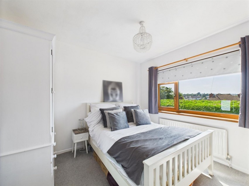 Images for Slade Lane, Haverfordwest, SA61 EAID:2884406164 BID:6e036efe-2661-428f-b5bf-a0a4ec799e22