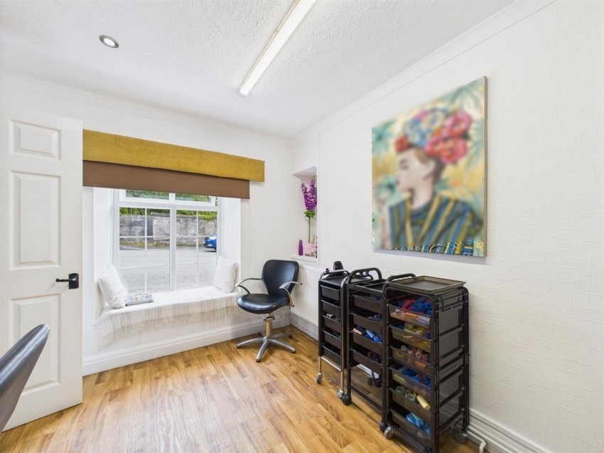 Images for Narberth Road, Haverfordwest, SA61 EAID:2884406164 BID:6e036efe-2661-428f-b5bf-a0a4ec799e22