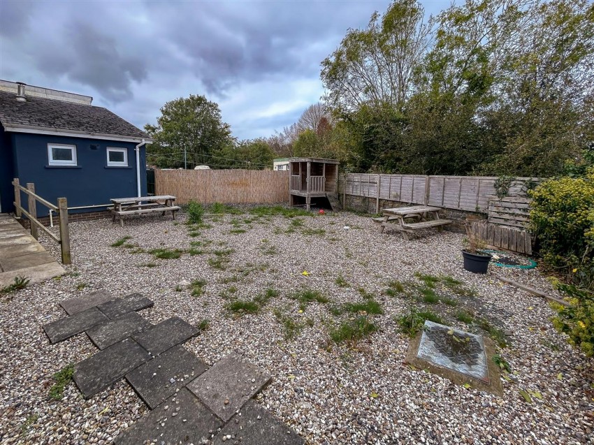 Images for Pentre Road, St Clears, SA33 EAID:2884406164 BID:6e036efe-2661-428f-b5bf-a0a4ec799e22