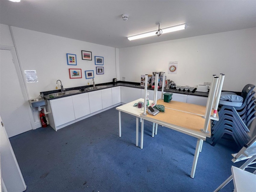 Images for Pentre Road, St Clears, SA33 EAID:2884406164 BID:6e036efe-2661-428f-b5bf-a0a4ec799e22