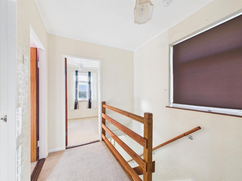 Images for Coombs Drive, Milford Haven, SA73 EAID:2884406164 BID:6e036efe-2661-428f-b5bf-a0a4ec799e22