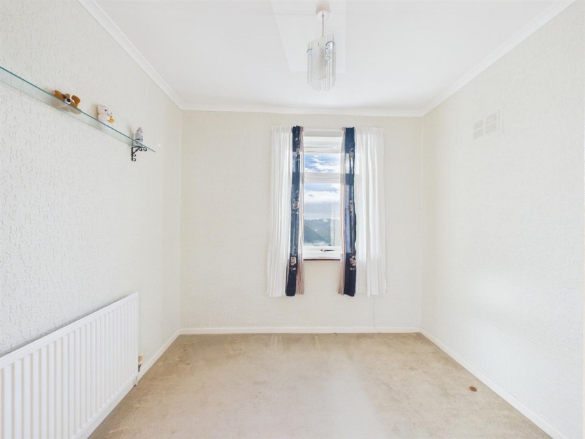 Images for Coombs Drive, Milford Haven, SA73 EAID:2884406164 BID:6e036efe-2661-428f-b5bf-a0a4ec799e22