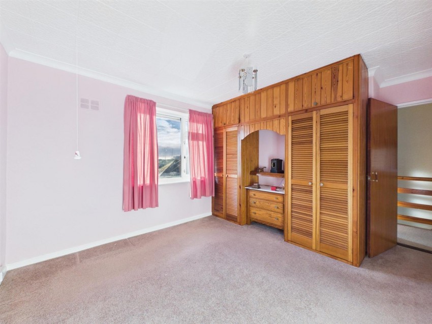 Images for Coombs Drive, Milford Haven, SA73 EAID:2884406164 BID:6e036efe-2661-428f-b5bf-a0a4ec799e22