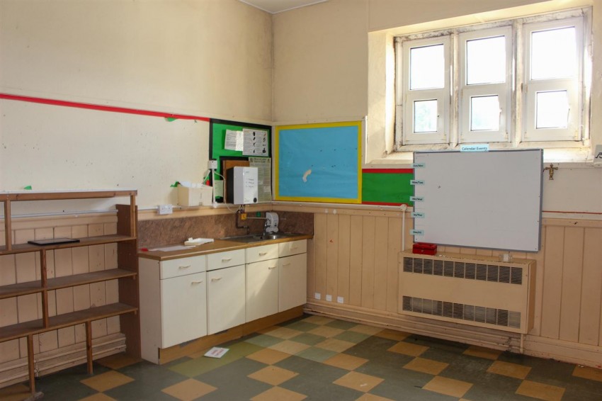 Images for Pendine, Carmarthen, SA33 EAID:2884406164 BID:6e036efe-2661-428f-b5bf-a0a4ec799e22