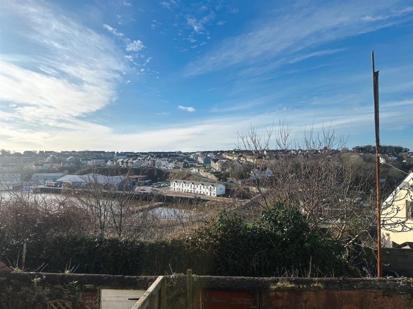 Images for St. Peters Road, Milford Haven, SA73 EAID:2884406164 BID:6e036efe-2661-428f-b5bf-a0a4ec799e22