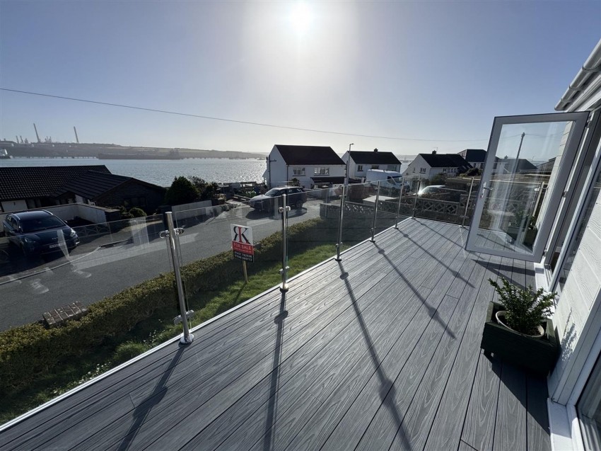 Images for Pointfields Crescent, Hakin, SA73 EAID:2884406164 BID:6e036efe-2661-428f-b5bf-a0a4ec799e22