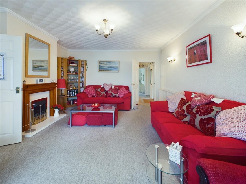 Images for Pointfields Crescent, Hakin, SA73 EAID:2884406164 BID:6e036efe-2661-428f-b5bf-a0a4ec799e22