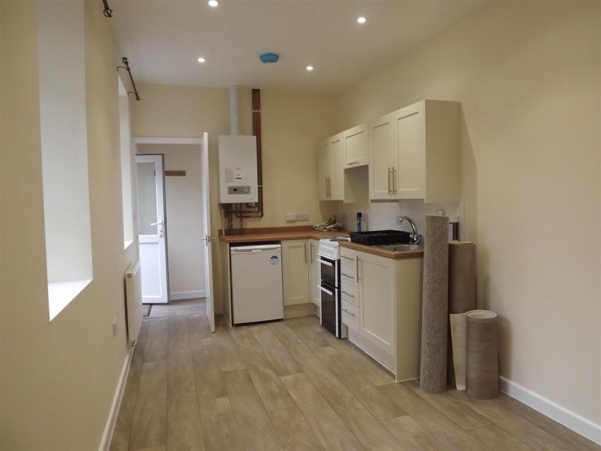 Images for Charles Street, Milford Haven, SA73 EAID:2884406164 BID:6e036efe-2661-428f-b5bf-a0a4ec799e22