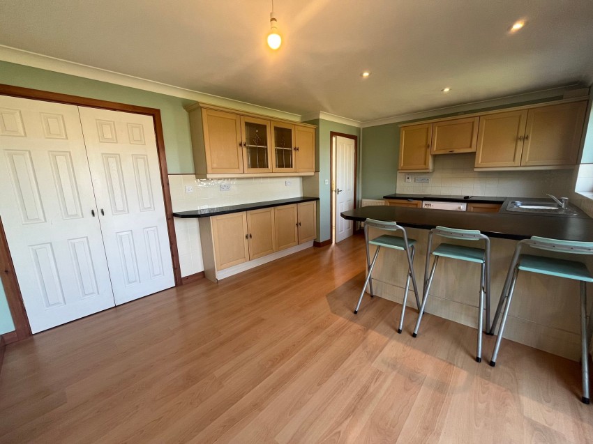 Images for Simpson Cross, Haverfordwest, SA62 EAID:2884406164 BID:6e036efe-2661-428f-b5bf-a0a4ec799e22