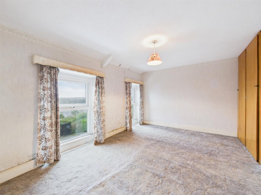 Images for Lawrenny Street, Neyland, SA73 EAID:2884406164 BID:6e036efe-2661-428f-b5bf-a0a4ec799e22