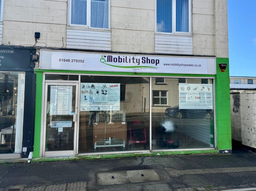 Images for Robert Street, Milford Haven, SA73 EAID:2884406164 BID:6e036efe-2661-428f-b5bf-a0a4ec799e22