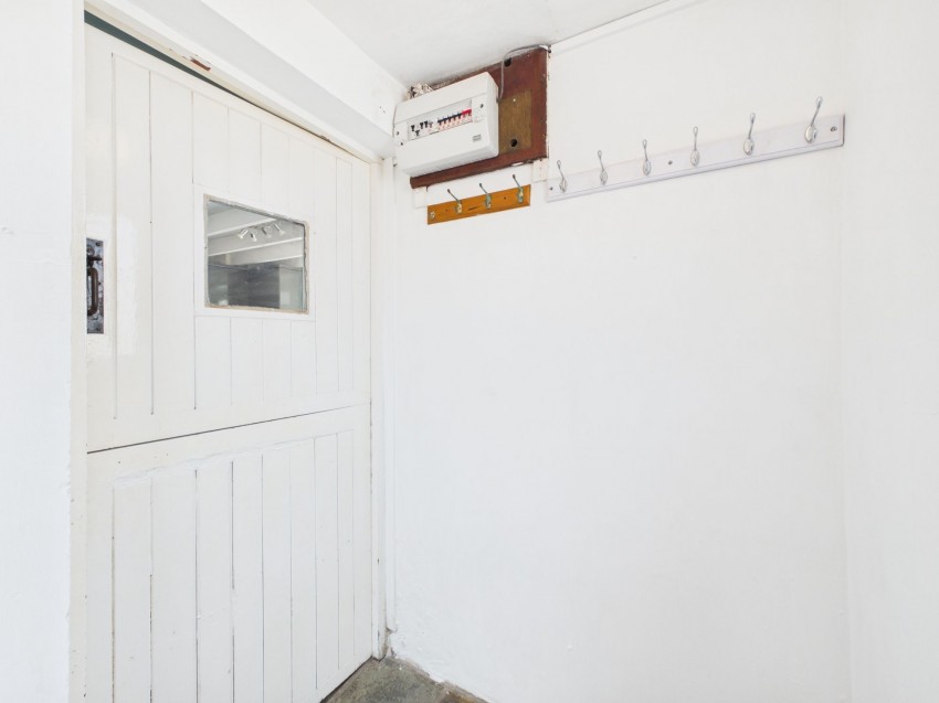 Images for City Road, Haverfordwest, SA61 EAID:2884406164 BID:6e036efe-2661-428f-b5bf-a0a4ec799e22