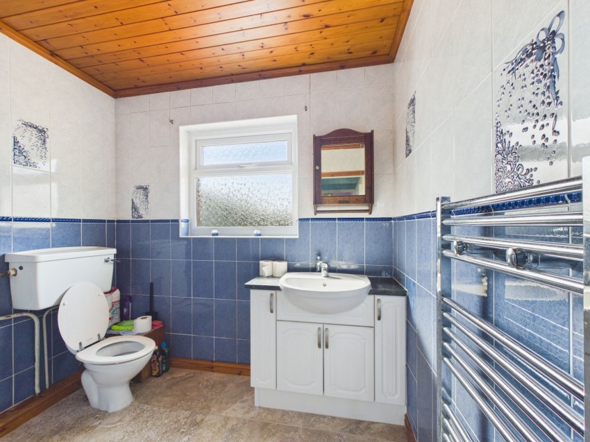 Images for Haven Road, Haverfordwest, SA61 EAID:2884406164 BID:6e036efe-2661-428f-b5bf-a0a4ec799e22