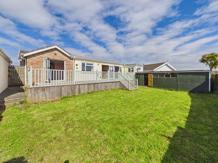 Images for Westhill Avenue, Milford Haven, SA73 EAID:2884406164 BID:6e036efe-2661-428f-b5bf-a0a4ec799e22