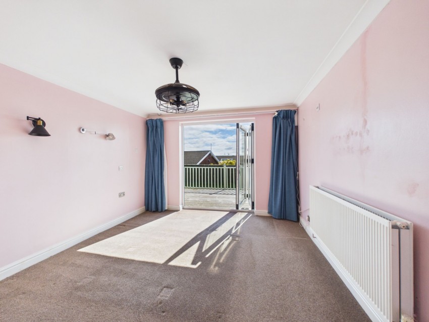 Images for Westhill Avenue, Milford Haven, SA73 EAID:2884406164 BID:6e036efe-2661-428f-b5bf-a0a4ec799e22