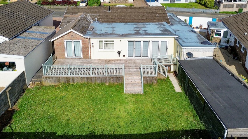Images for Westhill Avenue, Milford Haven, SA73 EAID:2884406164 BID:6e036efe-2661-428f-b5bf-a0a4ec799e22