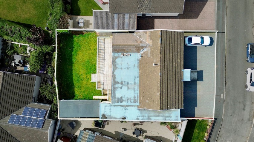 Images for Westhill Avenue, Milford Haven, SA73 EAID:2884406164 BID:6e036efe-2661-428f-b5bf-a0a4ec799e22