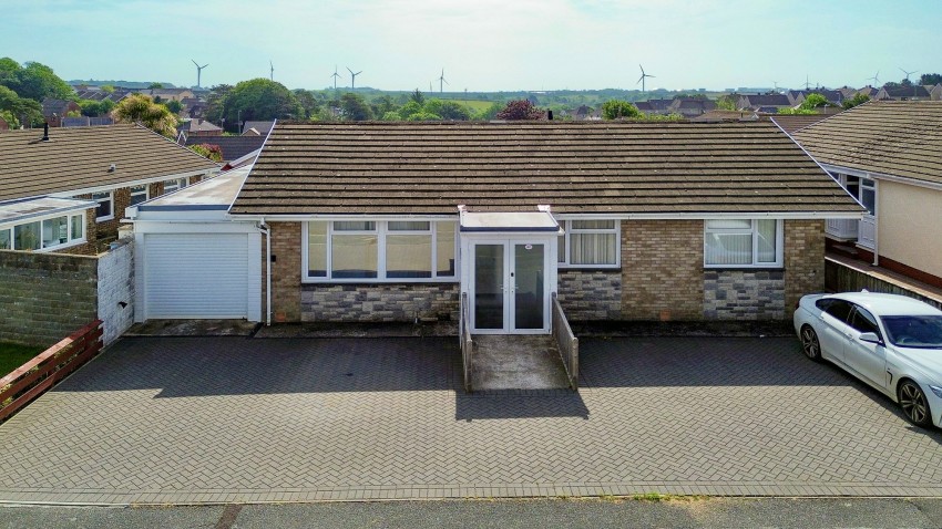 Images for Westhill Avenue, Milford Haven, SA73 EAID:2884406164 BID:6e036efe-2661-428f-b5bf-a0a4ec799e22