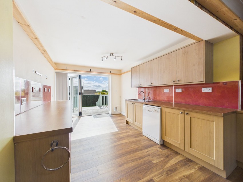 Images for Westhill Avenue, Milford Haven, SA73 EAID:2884406164 BID:6e036efe-2661-428f-b5bf-a0a4ec799e22