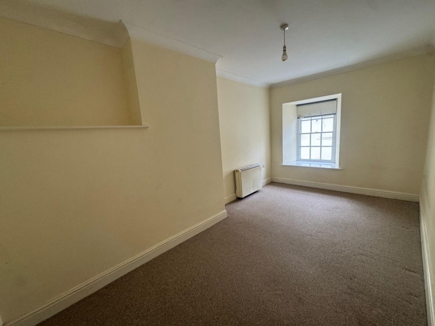 Images for 15 High Street, Haverfordwest, SA61 EAID:2884406164 BID:6e036efe-2661-428f-b5bf-a0a4ec799e22